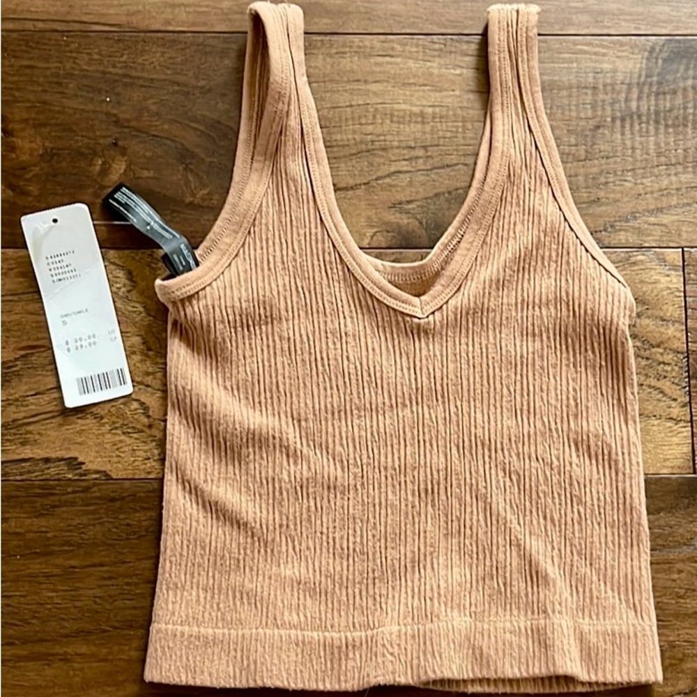 NWT Urban Outfitters Out From Under Drew Seamless Ribbed Cropped Tank Top, Sz S